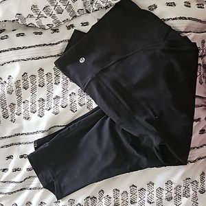 Lululemon mesh crop